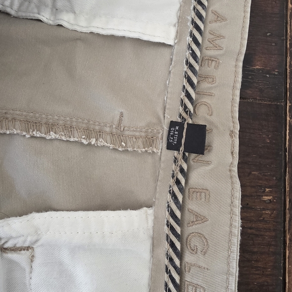 American Eagle Outfitters Khaki Chinos - Picture 4 of 8
